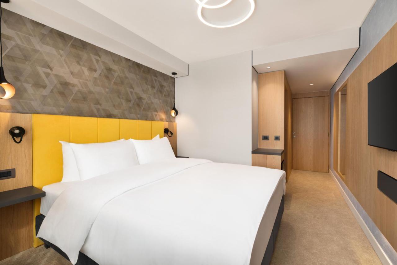 Ramada By Wyndham Slatina Parc Ξενοδοχείο Εξωτερικό φωτογραφία
