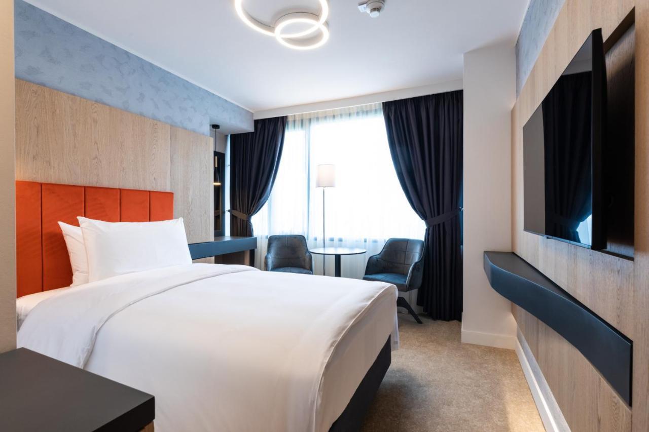 Ramada By Wyndham Slatina Parc Ξενοδοχείο Εξωτερικό φωτογραφία