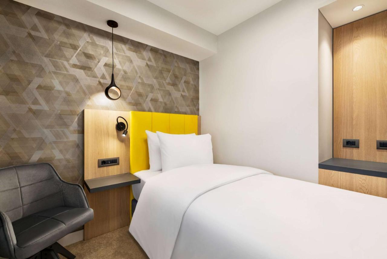 Ramada By Wyndham Slatina Parc Ξενοδοχείο Εξωτερικό φωτογραφία
