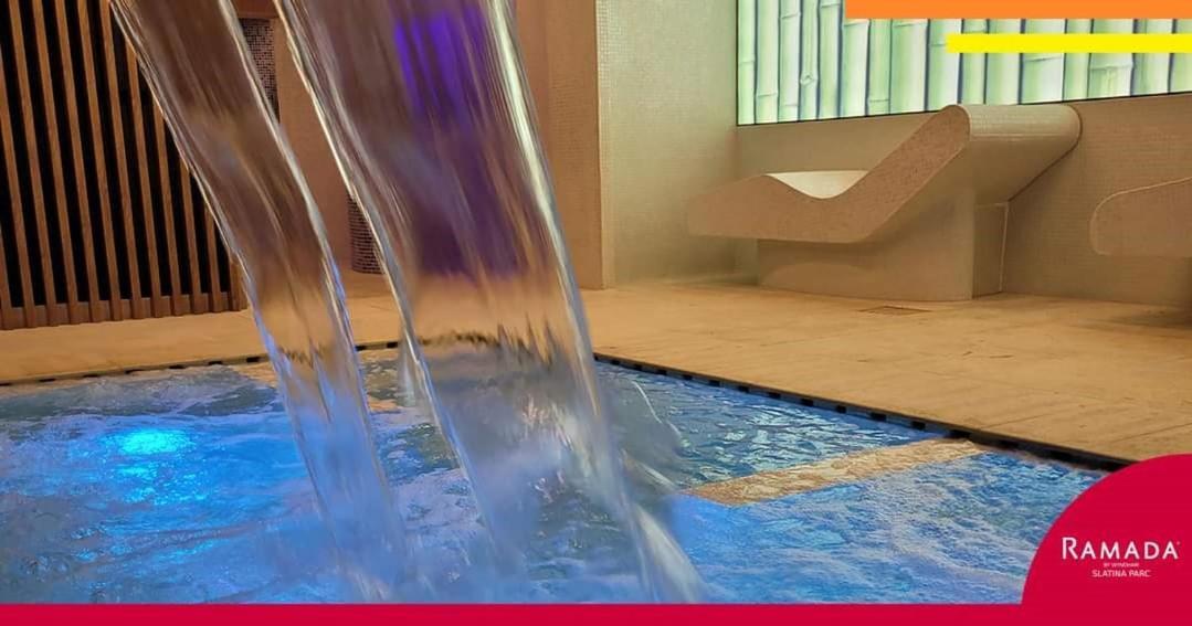 Ramada By Wyndham Slatina Parc Ξενοδοχείο Εξωτερικό φωτογραφία