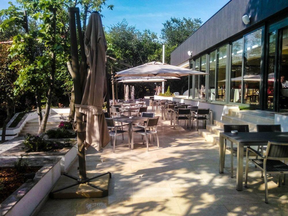 Ramada By Wyndham Slatina Parc Ξενοδοχείο Εξωτερικό φωτογραφία